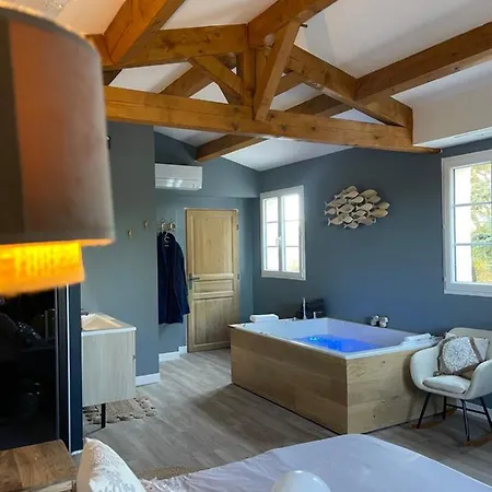 Guest house Mas Hinaiti - Romantique Avec Et Ecran Geant De Cinema Montpellier